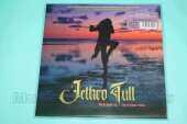 JETHRO TULL / Watching Us Watching Them - 1982 / EU